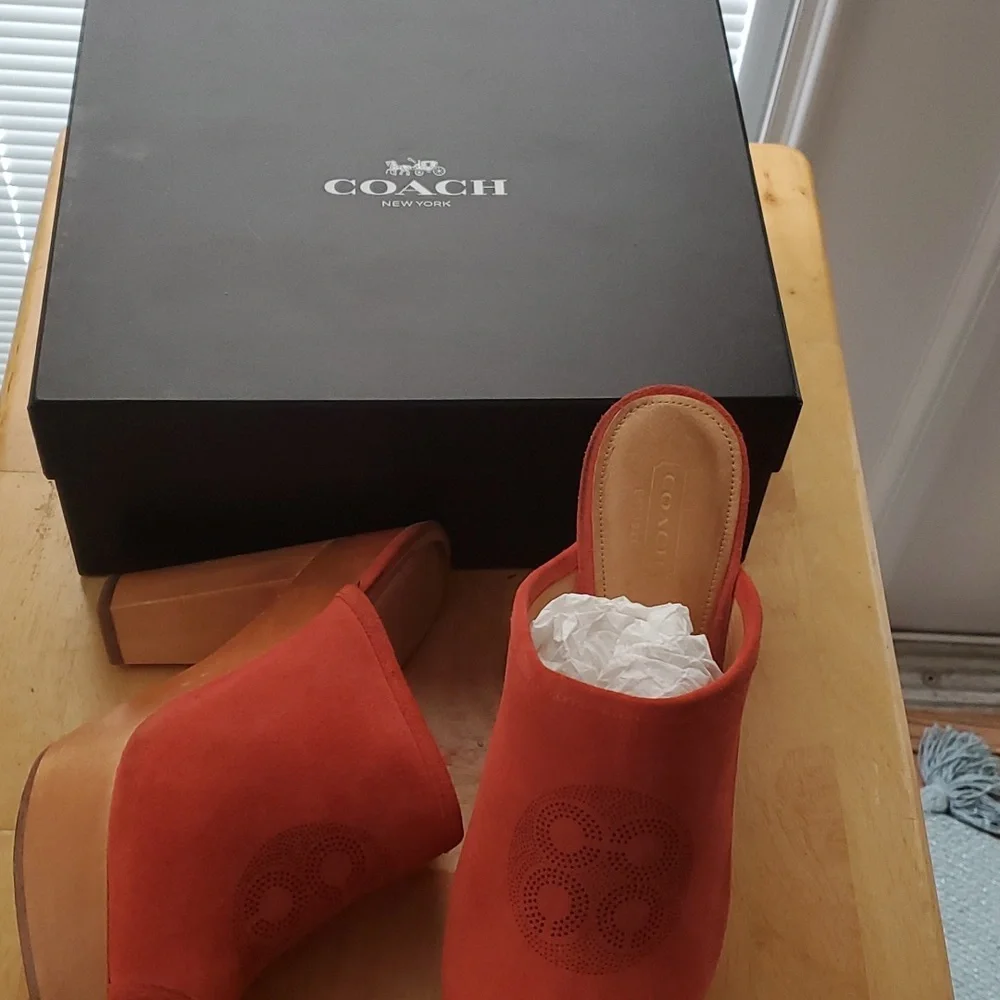 COACH Platform Shoes - Picture 2 of 6